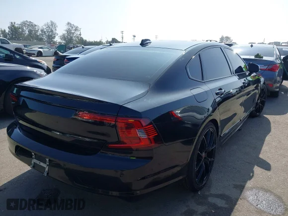✅ 2023 Volvo S90 Plus • VIN: LVY062MN1PP323340 • Лот: 43530923. Опубліковано раніше на IAAI з пробігом 98 328 миль. Безкоштовний доступ до архіву аукціонних продажів зі США та докладний звіт про історію автомобіля на DreamBid. Зображення 4.
