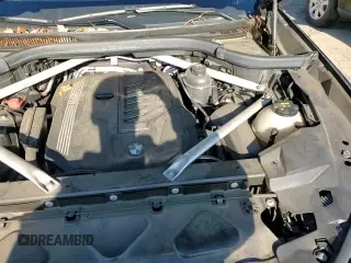 ✅ 2021 BMW X5 xDrive40i • VIN: 5UXCR6C03M9E51556 • Lot: 93382635. Wystawiony na Copart z przebiegiem 54 528 mil. Bezpłatny archiwum sprzedaży aukcyjnych z USA i szczegółowy raport historii pojazdu na DreamBid. Zdjęcie 14.