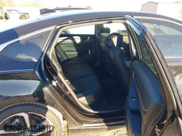✅ 2022 Honda Accord Sport SE • VIN: 1HGCV1F42NA099745 • Lot: 44160681. Wystawiony na IAAI z przebiegiem 62 204 mil. Bezpłatny archiwum sprzedaży aukcyjnych z USA i szczegółowy raport historii pojazdu na DreamBid. Zdjęcie 8.