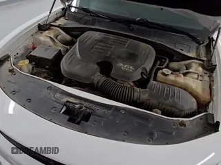 ✅ 2017 Dodge Charger SXT • VIN: 2C3CDXHG6HH551234 • Lot: 86195145. Wystawiony na Copart z przebiegiem 92 024 mil. Bezpłatny archiwum sprzedaży aukcyjnych z USA i szczegółowy raport historii pojazdu na DreamBid. Zdjęcie 14.