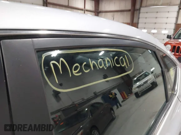 ✅ 2015 Nissan Sentra SV • VIN: 3N1AB7AP5FL665638 • Лот: 44906816. Опубликован ранее на IAAI с пробегом 148 856 миль. Бесплатный доступ к архиву аукционных продаж из США и подробный отчёт об истории автомобиля на DreamBid. Изображение 6.