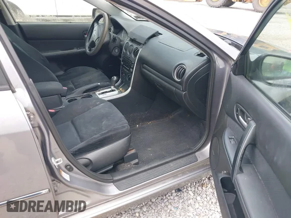 ✅ 2006 Mazda 6 Sport • VIN: 1YVHP80C165M13347 • Лот: 42521304. Опубліковано раніше на IAAI з пробігом 200 547 миль. Безкоштовний доступ до архіву аукціонних продажів зі США та докладний звіт про історію автомобіля на DreamBid. Зображення 5.