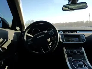 ✅ 2015 Land Rover Range Rover Evoque Pure Plus • VIN: SALVP1BG3FH042652 • Лот: 83872704. Опубликован ранее на Copart с пробегом 102 144 миль. Бесплатный доступ к архиву аукционных продаж из США и подробный отчёт об истории автомобиля на DreamBid. Изображение 17.