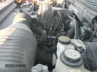 ✅ 2006 Ford Expedition Eddie Bauer • VIN: 1FMFU17596LA84828 • Лот: 43515869. Опубликован ранее на IAAI с пробегом 288 550 миль. Бесплатный доступ к архиву аукционных продаж из США и подробный отчёт об истории автомобиля на DreamBid. Изображение 12.