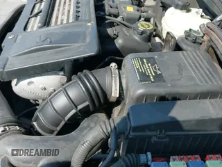 ✅ 2005 MINI Hardtop S • VIN: WMWRE33515TG99033 • Lot: 43185013. Listed on IAAI with 115,883 mi. Free auction sales archive from the USA and detailed vehicle history report at DreamBid. Image 12.