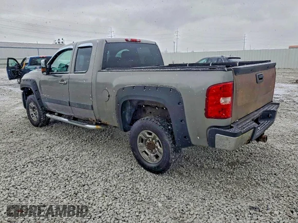✅ 2008 Chevrolet Silverado 2500HD 1LT • VIN: 1GCHK29K38E103537 • Лот: 56135866. Опубликован ранее на Copart с пробегом 201 695 миль. Бесплатный доступ к архиву аукционных продаж из США и подробный отчёт об истории автомобиля на DreamBid. Изображение 2.
