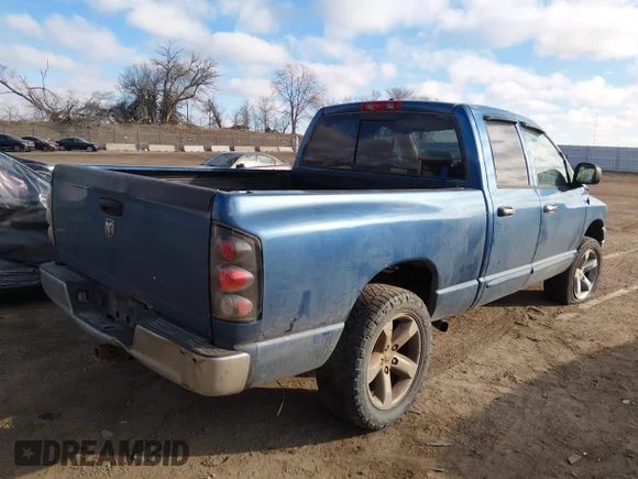✅ 2006 Dodge 1500 SLT • VIN: 1D7HU18256J120940 • Lot: 44323875. Wystawiony na IAAI z przebiegiem 347 904 mil. Bezpłatny archiwum sprzedaży aukcyjnych z USA i szczegółowy raport historii pojazdu na DreamBid. Zdjęcie 4.