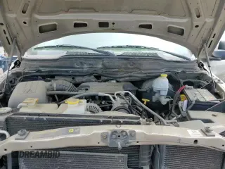 ✅ 2005 Dodge 2500 ST • VIN: 3D7KS26D15G806379 • Lot: 60137585. Wystawiony na Copart z przebiegiem 122 103 mil. Bezpłatny archiwum sprzedaży aukcyjnych z USA i szczegółowy raport historii pojazdu na DreamBid. Zdjęcie 13.