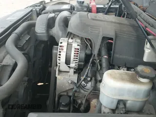 ✅ 2008 Cadillac Escalade • VIN: 1GYEC63858R175007 • Lot: 42506828. Wystawiony na IAAI z przebiegiem 185 986 mil. Bezpłatny archiwum sprzedaży aukcyjnych z USA i szczegółowy raport historii pojazdu na DreamBid. Zdjęcie 12.