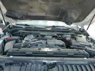 ✅ 2022 GMC Sierra 3500HD AT4 • VIN: 1GT49VEY6NF287349 • Lot: 71778165. Wystawiony na Copart z przebiegiem 76 168 mil. Bezpłatny archiwum sprzedaży aukcyjnych z USA i szczegółowy raport historii pojazdu na DreamBid. Zdjęcie 13.