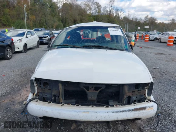 ✅ 2000 Chevrolet S-10 LS Xtreme • VIN: 1GCCS19W5Y8223040 • Lot: 43488001. Wystawiony na IAAI z przebiegiem 118 614 mil. Bezpłatny archiwum sprzedaży aukcyjnych z USA i szczegółowy raport historii pojazdu na DreamBid. Zdjęcie 6.
