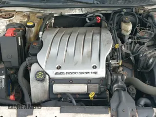 ✅ 2001 Oldsmobile Intrigue GX • VIN: 1G3WH52H61F110519 • Lot: 43106295. Wystawiony na IAAI z przebiegiem 106 501 mil. Bezpłatny archiwum sprzedaży aukcyjnych z USA i szczegółowy raport historii pojazdu na DreamBid. Zdjęcie 16.