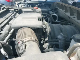 ✅ 2024 GMC Sierra 1500 Elevation • VIN: 3GTUUCED2RG382026 • Lot: 43079594. Wystawiony na IAAI z przebiegiem 14 695 mil. Bezpłatny archiwum sprzedaży aukcyjnych z USA i szczegółowy raport historii pojazdu na DreamBid. Zdjęcie 18.