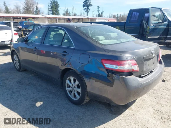 ✅ 2011 Toyota Camry LE • VIN: 4T4BF3EK1BR097693 • Lot: 44715530. Wystawiony na IAAI z przebiegiem 168 223 mil. Bezpłatny archiwum sprzedaży aukcyjnych z USA i szczegółowy raport historii pojazdu na DreamBid. Zdjęcie 3.