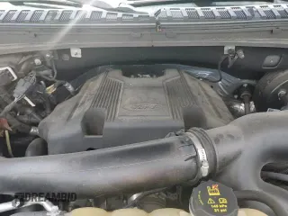 ✅ 2019 Ford Expedition XLT • VIN: 1FMJU1HT8KEA78444 • Lot: 67445845. Wystawiony na Copart z przebiegiem 81 813 mil. Bezpłatny archiwum sprzedaży aukcyjnych z USA i szczegółowy raport historii pojazdu na DreamBid. Zdjęcie 14.