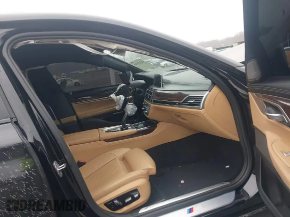 ✅ 2018 BMW 7 Series 740i • VIN: WBA7E2C54JG741518 • Лот: 44533194. Опубліковано раніше на IAAI з пробігом Не вказано. Безкоштовний доступ до архіву аукціонних продажів зі США та докладний звіт про історію автомобіля на DreamBid. Зображення 5.