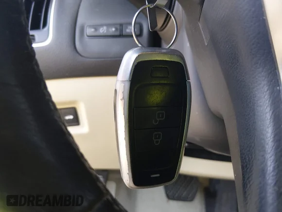 ✅ 2019 Infiniti Q50 Luxe • VIN: JN1EV7AR1KM552487 • Lot: 44929959. Listed on IAAI with 64,317 mi. Free auction sales archive from the USA and detailed vehicle history report at DreamBid. Image 11.
