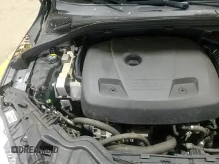 ✅ 2017 Volvo S60 T6 Drive-E R-Design Platinum • VIN: YV149MTS7H2437709 • Lot: 55852715. Listed on Copart with 77,272 mi. Free auction sales archive from the USA and detailed vehicle history report at DreamBid. Image 15.