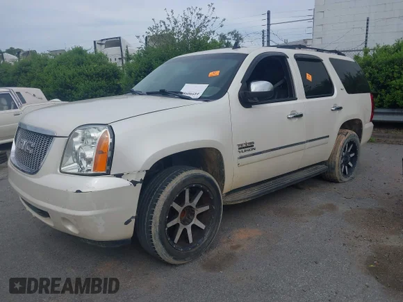 ✅ 2011 GMC Yukon SLT • VIN: 1GKS1CE05BR284566 • Lot: 44590988. Wystawiony na IAAI z przebiegiem 285 966 mil. Bezpłatny archiwum sprzedaży aukcyjnych z USA i szczegółowy raport historii pojazdu na DreamBid. Zdjęcie 2.