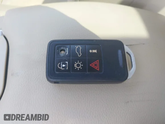 ✅ 2013 Volvo XC60 T6 • VIN: YV4902DZ0D2384896 • Lot: 42156123. Listed on IAAI with 148,971 mi. Free auction sales archive from the USA and detailed vehicle history report at DreamBid. Image 11.
