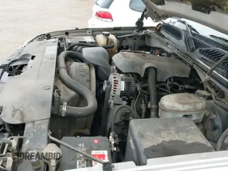 ✅ 2004 Chevrolet Silverado 1500 LS • VIN: 2GCEC19T241160407 • Лот: 43724764. Опубликован ранее на IAAI с пробегом 196 526 миль. Бесплатный доступ к архиву аукционных продаж из США и подробный отчёт об истории автомобиля на DreamBid. Изображение 12.