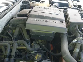 ✅ 2010 Lincoln Navigator • VIN: 5LMJJ2J51AEJ00872 • Лот: 42182529. Опубликован ранее на IAAI с пробегом 190 522 миль. Бесплатный доступ к архиву аукционных продаж из США и подробный отчёт об истории автомобиля на DreamBid. Изображение 20.