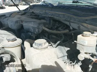 ✅ 2019 Ford F-250 XL • VIN: 1FT7W2A69KEC68823 • Lot: 41689175. Wystawiony na IAAI z przebiegiem 153 022 mil. Bezpłatny archiwum sprzedaży aukcyjnych z USA i szczegółowy raport historii pojazdu na DreamBid. Zdjęcie 18.