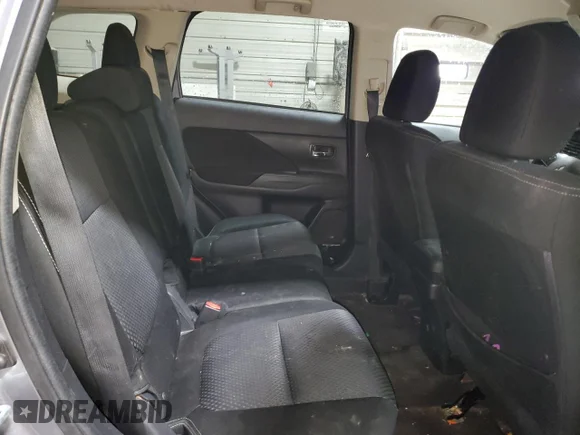 ✅ 2016 Mitsubishi Outlander SE • VIN: JA4AZ3A38GZ051959 • Lot: 41001963. Wystawiony na Copart z przebiegiem 134 793 mil. Bezpłatny archiwum sprzedaży aukcyjnych z USA i szczegółowy raport historii pojazdu na DreamBid. Zdjęcie 10.