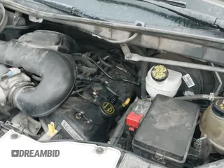 ✅ 2019 Ford Transit • VIN: 1FTYE1CM0KKB38525 • Лот: 41940711. Опубликован ранее на IAAI с пробегом 224 576 миль. Бесплатный доступ к архиву аукционных продаж из США и подробный отчёт об истории автомобиля на DreamBid. Изображение 19.