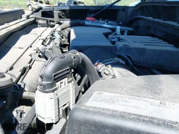 ✅ 2020 GMC Sierra 1500 • VIN: 1GTP9AEK4LZ270174 • Lot: 45378521. Wystawiony na IAAI z przebiegiem 116 772 mil. Bezpłatny archiwum sprzedaży aukcyjnych z USA i szczegółowy raport historii pojazdu na DreamBid. Zdjęcie 19.