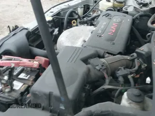 ✅ 2005 Toyota Camry XLE • VIN: 4T1BE32K95U509266 • Lot: 43827280. Wystawiony na IAAI z przebiegiem 169 331 mil. Bezpłatny archiwum sprzedaży aukcyjnych z USA i szczegółowy raport historii pojazdu na DreamBid. Zdjęcie 12.