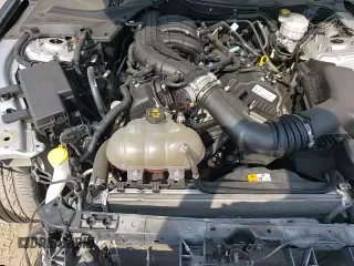 ✅ 2017 Ford Mustang V6 • VIN: 1FA6P8AM3H5334985 • Lot: 58480645. Listed on Copart with 60,992 mi. Free auction sales archive from the USA and detailed vehicle history report at DreamBid. Image 14.