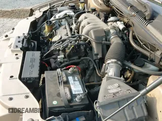 ✅ 1996 Ford Taurus GL • VIN: 1FALP52UXTG106219 • Lot: 43140766. Wystawiony na IAAI z przebiegiem 152 386 mil. Bezpłatny archiwum sprzedaży aukcyjnych z USA i szczegółowy raport historii pojazdu na DreamBid. Zdjęcie 14.