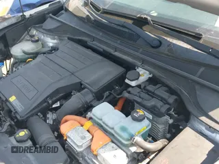 ✅ 2018 Kia Niro LX • VIN: KNDCB3LC5J5146686 • Lot: 42885957. Listed on IAAI with 123,128 mi. Free auction sales archive from the USA and detailed vehicle history report at DreamBid. Image 19.