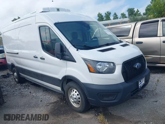 ✅ 2021 Ford Transit Cargo • VIN: 1FTBR2C87MKA38993 • Лот: 45522584. Опубліковано раніше на IAAI з пробігом 183 166 миль. Безкоштовний доступ до архіву аукціонних продажів зі США та докладний звіт про історію автомобіля на DreamBid. Зображення 1.