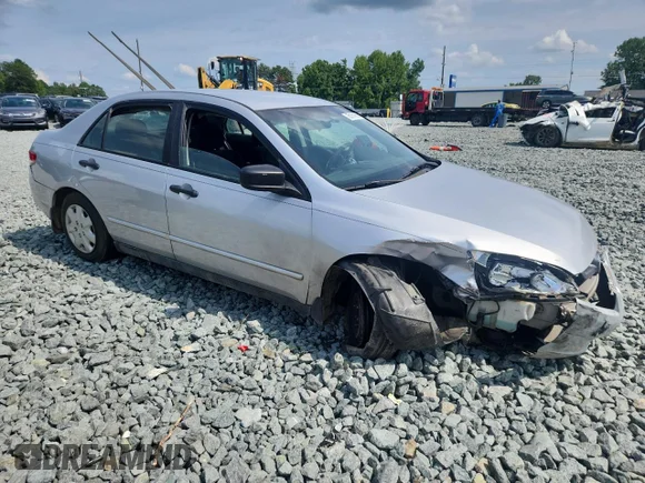✅ 2004 Honda Accord DX • VIN: 1HGCM56104A071280 • Lot: 65151865. Listed on Copart with 297,610 mi. Free auction sales archive from the USA and detailed vehicle history report at DreamBid. Image 4.