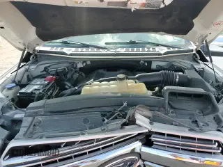 ✅ 2019 Ford F-150 Lariat • VIN: 1FTEW1E44KKC32310 • Lot: 86460545. Wystawiony na Copart z przebiegiem 148 100 mil. Bezpłatny archiwum sprzedaży aukcyjnych z USA i szczegółowy raport historii pojazdu na DreamBid. Zdjęcie 15.