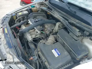 ✅ 2005 Volvo S80 • VIN: YV1TH592751411155 • Lot: 42343715. Wystawiony na IAAI z przebiegiem 156 683 mil. Bezpłatny archiwum sprzedaży aukcyjnych z USA i szczegółowy raport historii pojazdu na DreamBid. Zdjęcie 19.