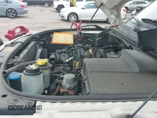 ✅ 2006 Land Rover LR3 SE • VIN: SALAE25416A396688 • Lot: 42674297. Listed on IAAI with 252,129 mi. Free auction sales archive from the USA and detailed vehicle history report at DreamBid. Image 12.