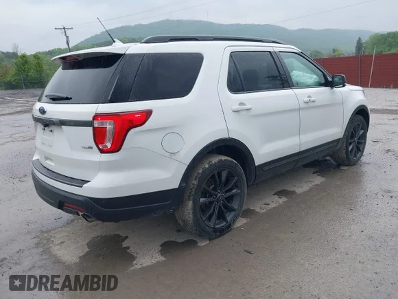 ✅ 2018 Ford Explorer XLT • VIN: 1FM5K8DH7JGA38912 • Lot: 45184937. Listed on IAAI with 85,373 mi. Free auction sales archive from the USA and detailed vehicle history report at DreamBid. Image 4.