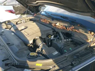 ✅ 2022 Land Rover Range Rover • VIN: SALGR2SU2NA463588 • Lot: 41744410. Listed on IAAI with 38,737 mi. Free auction sales archive from the USA and detailed vehicle history report at DreamBid. Image 19.