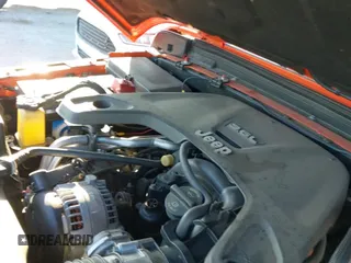 ✅ 2018 Jeep Wrangler Unlimited Moab • VIN: 1C4HJXEG4JW249947 • Lot: 43319088. Wystawiony na IAAI z przebiegiem 65 942 mil. Bezpłatny archiwum sprzedaży aukcyjnych z USA i szczegółowy raport historii pojazdu na DreamBid. Zdjęcie 19.