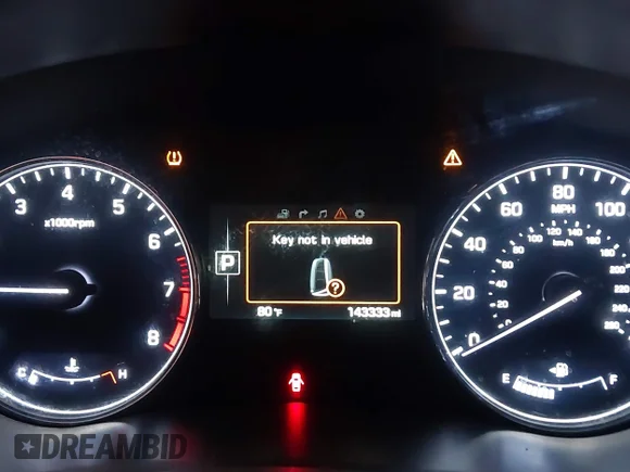 ✅ 2015 Hyundai Genesis 3.8L • VIN: KMHGN4JE9FU069316 • Lot: 43392136. Wystawiony na IAAI z przebiegiem 143 333 mil. Bezpłatny archiwum sprzedaży aukcyjnych z USA i szczegółowy raport historii pojazdu na DreamBid. Zdjęcie 7.