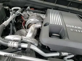 ✅ 2025 GMC Sierra 1500 Denali • VIN: 3GTUUGE86SG176157 • Lot: 82096925. Listed on Copart with 11,059 mi. Free auction sales archive from the USA and detailed vehicle history report at DreamBid. Image 14.