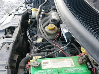 ✅ 2003 Chrysler Town & Country Limited • VIN: 2C8GP64L13R286354 • Lot: 43713498. Listed on IAAI with 95,904 mi. Free auction sales archive from the USA and detailed vehicle history report at DreamBid. Image 12.