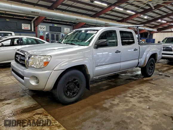 ✅ 2006 Toyota Tacoma • VIN: 5TEMU52N66Z177236 • Лот: 97802805. Опубліковано раніше на Copart з пробігом 236 177 миль. Безкоштовний доступ до архіву аукціонних продажів зі США та докладний звіт про історію автомобіля на DreamBid. Зображення 1.