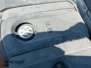 ✅ 2013 Volkswagen Beetle 2.5L • VIN: 3VW5X7AT9DM816045 • Lot: 41488594. Listed on IAAI with 51,572 mi. Free auction sales archive from the USA and detailed vehicle history report at DreamBid. Image 20.