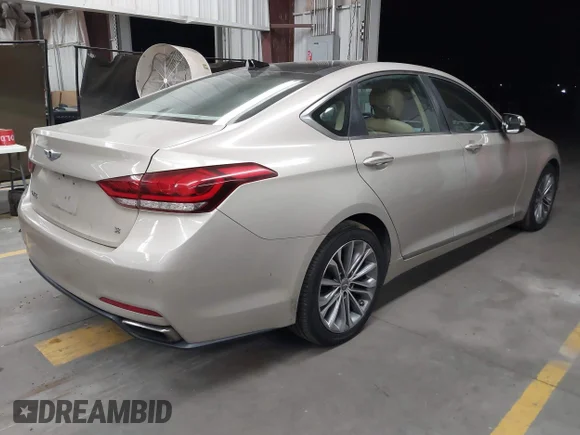✅ 2015 Hyundai Genesis 3.8L • VIN: KMHGN4JE8FU061563 • Lot: 42886752. Wystawiony na IAAI z przebiegiem 96 286 mil. Bezpłatny archiwum sprzedaży aukcyjnych z USA i szczegółowy raport historii pojazdu na DreamBid. Zdjęcie 4.