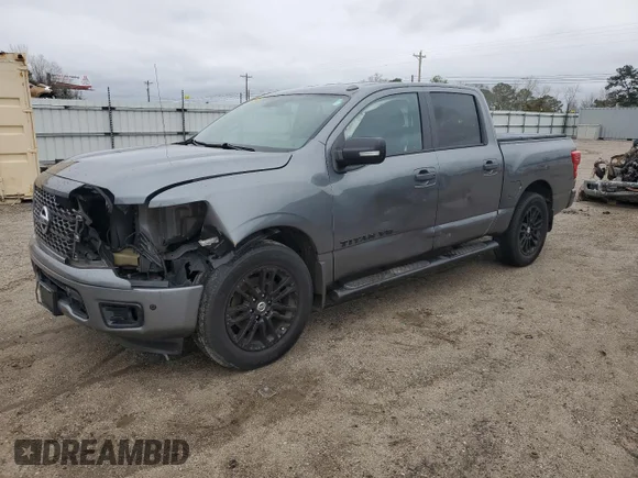 ✅ 2018 Nissan Titan Platinum Reserve • VIN: 1N6AA1E67JN517348 • Lot: 45044845. Wystawiony na Copart z przebiegiem 82 350 mil. Bezpłatny archiwum sprzedaży aukcyjnych z USA i szczegółowy raport historii pojazdu na DreamBid. Zdjęcie 1.