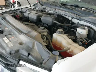 ✅ 2018 Ford F-250 XL • VIN: 1FT7W2B61JEB22509 • Lot: 42432105. Listed on IAAI with 271,847 mi. Free auction sales archive from the USA and detailed vehicle history report at DreamBid. Image 18.